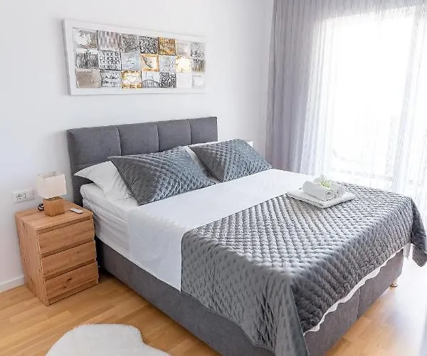 Apartman Fortuna *